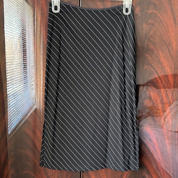 The Limited Stripped Skirt - Picture 2 of 7